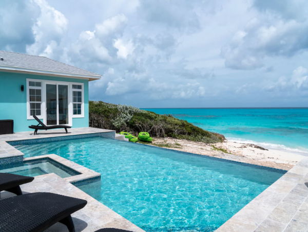 Luxurious Oceanfront Villa in Exuma - Perfect Island Retreat